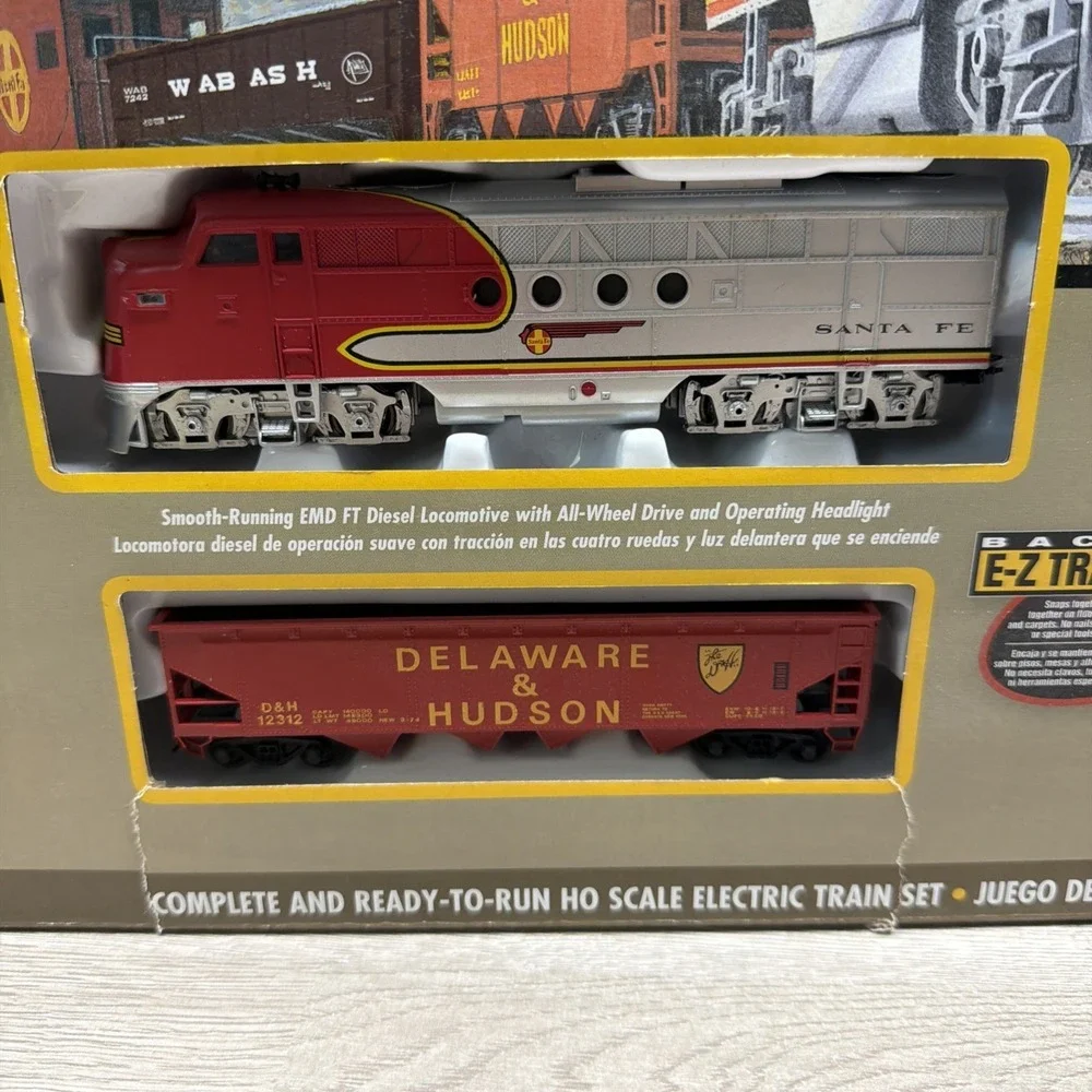 HO Scale Bachmann 647 Santa Fe Flyer Train Set with Steel E-Z Track New/ In Box